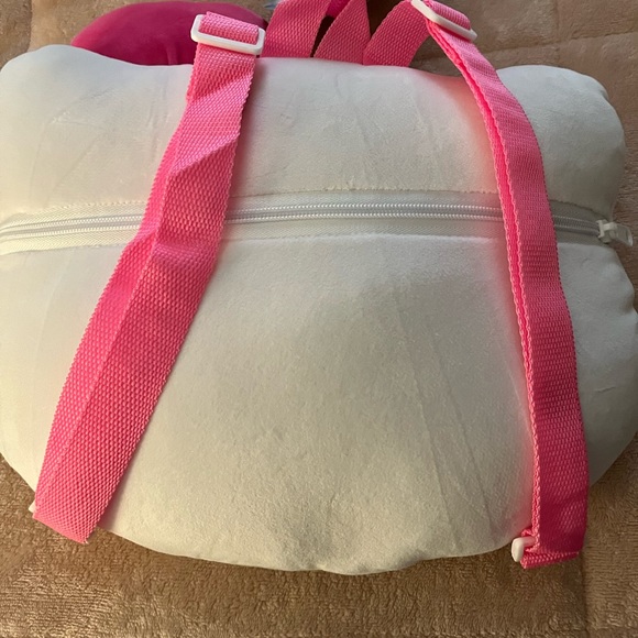 Hello Kitty Purse - Picture 2 of 2